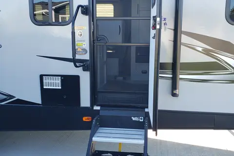 Doug's Keystone Bullet 290BHS Travel TrailerTrailer
