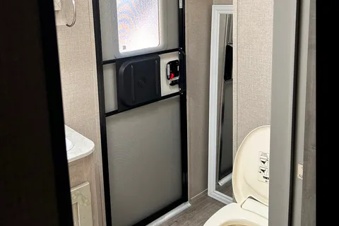 Coachmen Catalina Legacy Travel Trailer