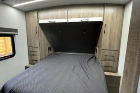 Forever Young 2025 Grand Design Imagine 3210BH Travel Trailer