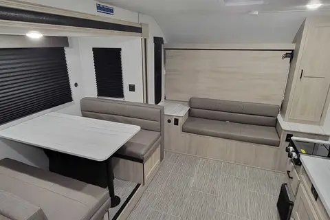 Stephen's 2024 East to West Silver Lake LE Travel Trailer