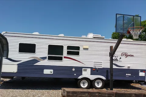 Pilgrim International 283RB Travel Trailer