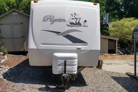 Pilgrim International 283RB Travel Trailer