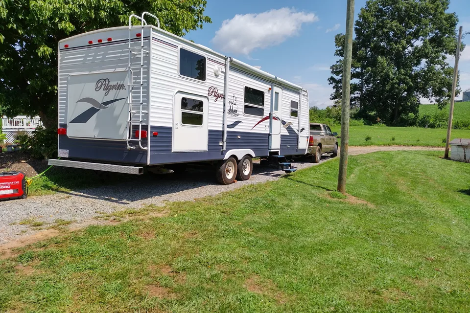 Pilgrim International 283RB Travel Trailer