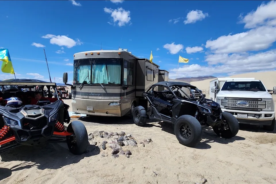 Eugene’s Winnebago Journey 32T Class A DIESEL PUSHER