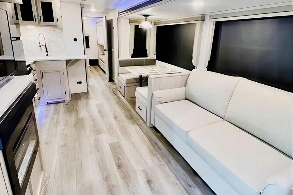 1 Night free 2022 Alta Travel Trailer King Bed