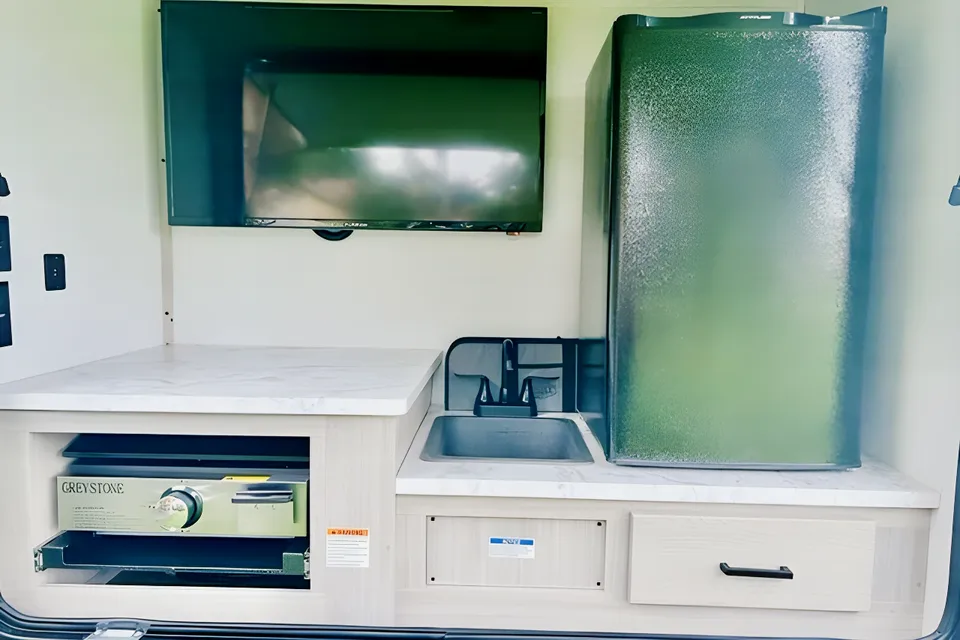 1 Night free 2022 Alta Travel Trailer King Bed