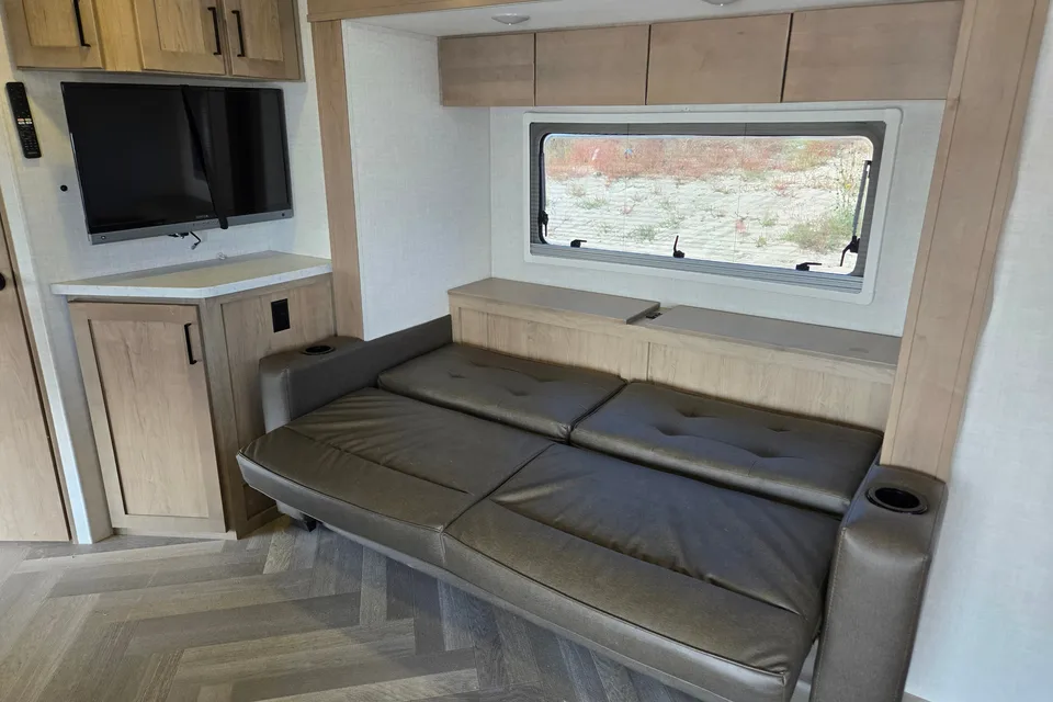 2024 Ember Overland Off Grid Trailer