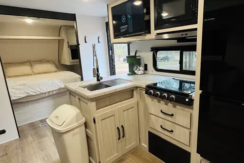 Brand New Palomino 345BHL Travel Trailer