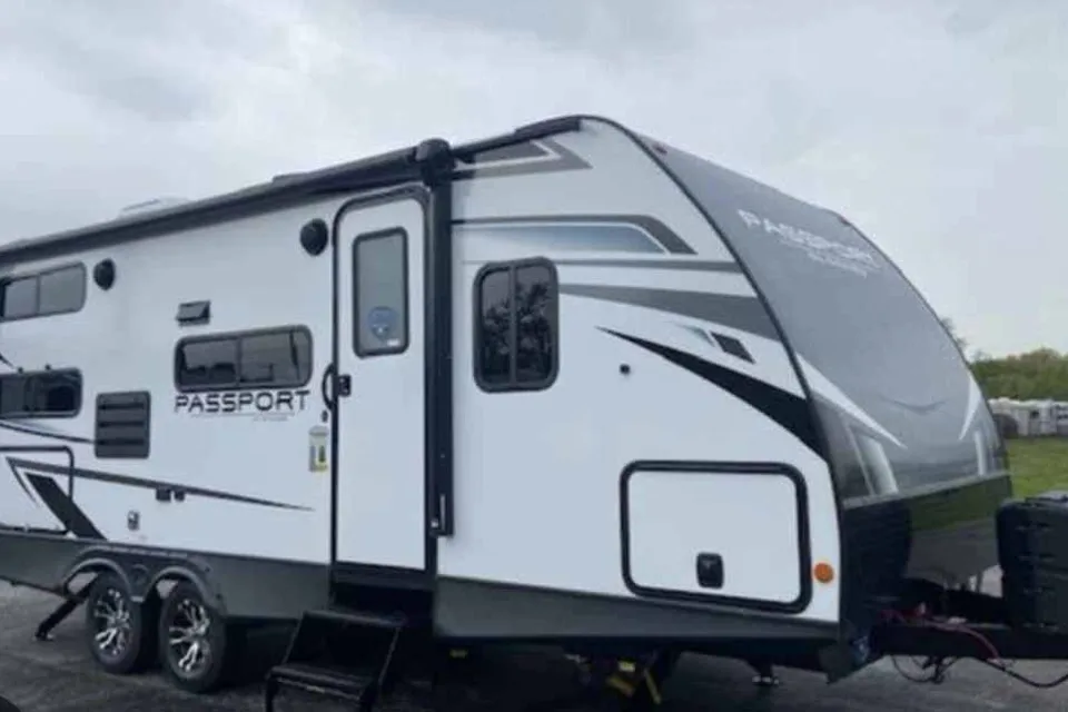 Jasmin Travel trailer