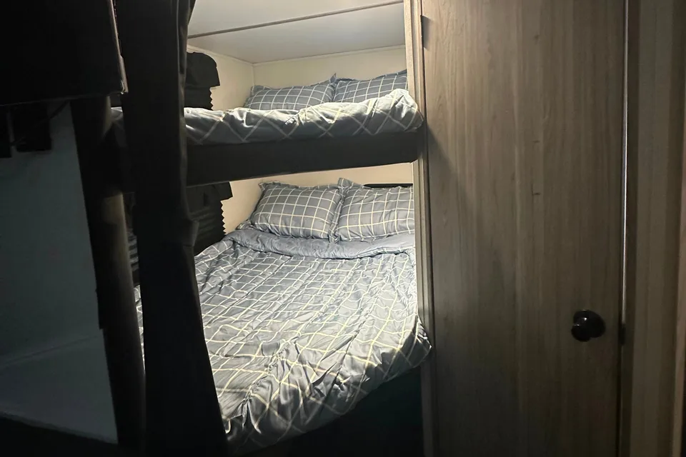 Jasmin Travel trailer