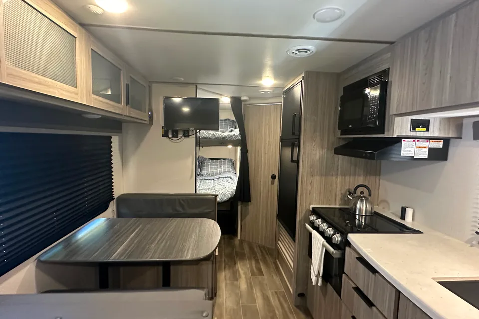 Jasmin Travel trailer