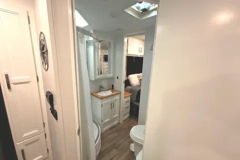 Nat's Jayco Red Hawk Class C