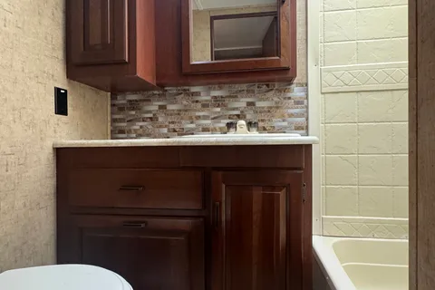 Family Adventure RV | Sleeps 8 | Easy Road Trip Ready - Unlimited WIFI!