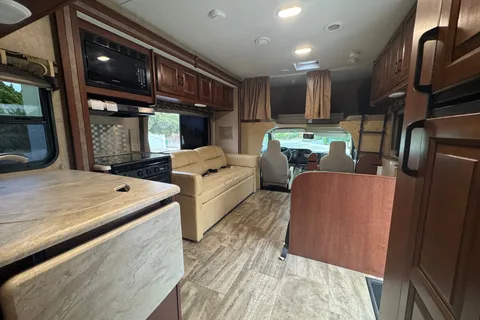 Family Adventure RV | Sleeps 8 | Easy Road Trip Ready - Unlimited WIFI!
