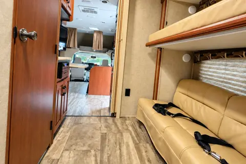 Family Adventure RV | Sleeps 8 | Easy Road Trip Ready - Unlimited WIFI!