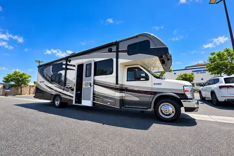 Family Adventure RV | Sleeps 8 | Easy Road Trip Ready - Unlimited WIFI!