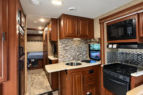 Family Adventure RV | Sleeps 8 | Easy Road Trip Ready - Unlimited WIFI!