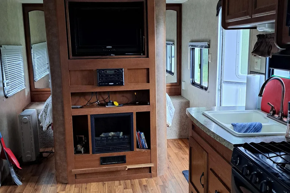 Norma's Salem 26 TBH Travel Trailer
