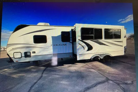 THE MARIMIKE Deluxe Bunkhouse