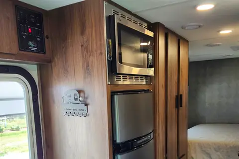Sunseeker Belle-S-Cal