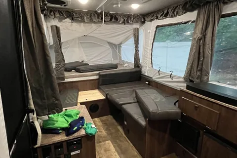 Forest River Rockwood freedom pop up camper