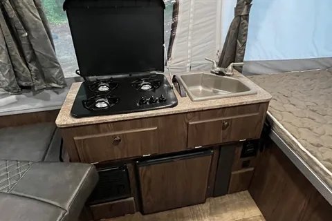 Forest River Rockwood freedom pop up camper