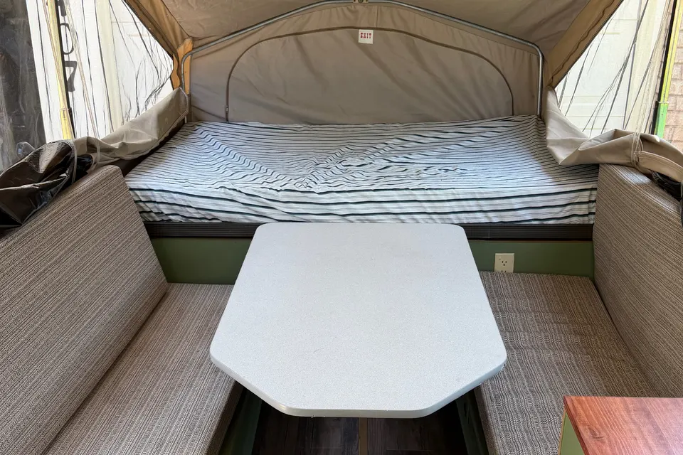 Cozy & Modern Pop-Up Camper for Family Getaways
