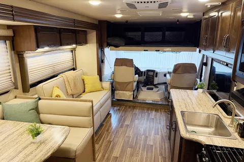(#13) Lux Class A RV 31FT | Sleeps 8 | 2 Slide Outs | Burning Man | EDC