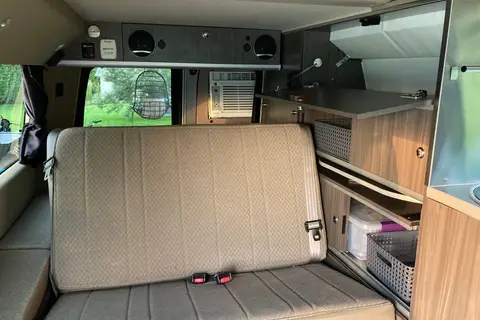 GMC SAVANA LSX SAFARI CONDO