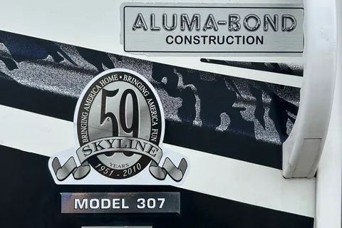 Skyline Nomad 307