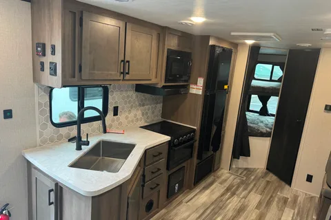 Marina 26 BHS
