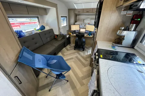 EMBER  201 fbq solarmax Travel Trailer