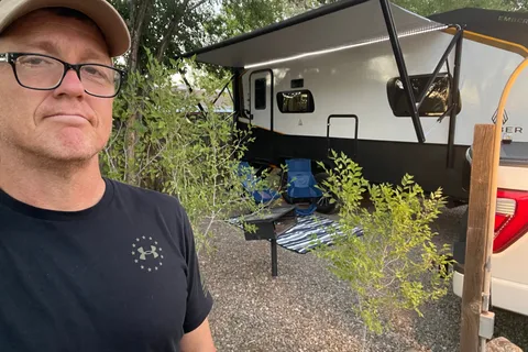EMBER  201 fbq solarmax Travel Trailer