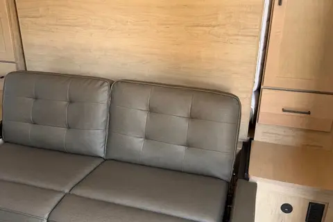 EMBER 221 MSL Overland solarmax Travel Trailer