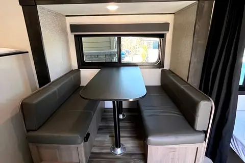DISCOUNTED PRICE  ***SUV TOWABLE***  Open Range 180 BHS