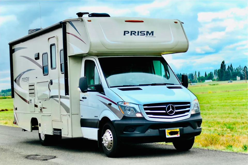 Mercedes Coachmen Prism 2200FS
