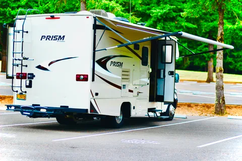Mercedes Coachmen Prism 2200FS