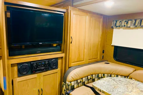 Mercedes Coachmen Prism 2200FS