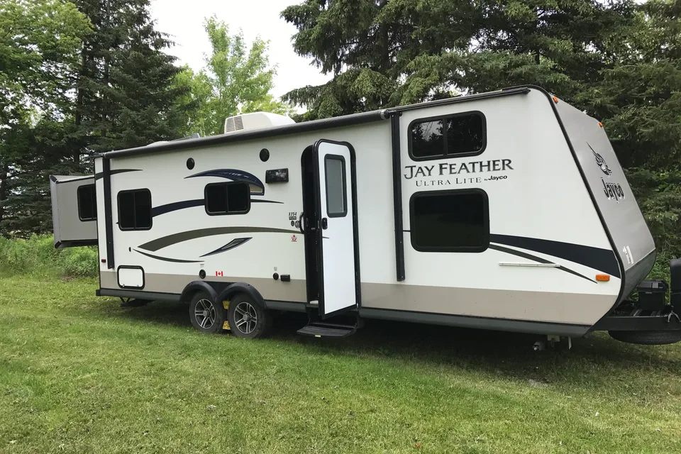 Jayco - Jay Feather Ultra Lite x254