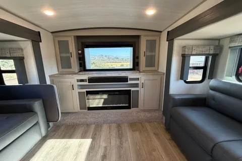 Brian's Forest River Hemisphere Fifth Wheel