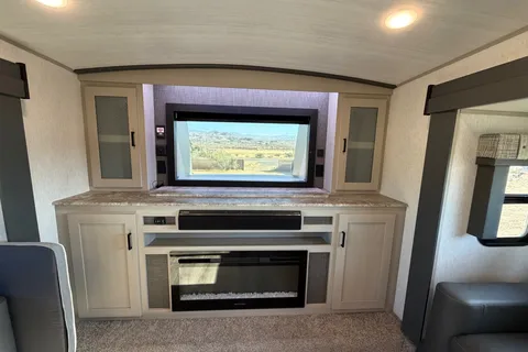 Brian's Forest River Hemisphere Fifth Wheel