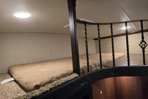 Dustin's Evergreen Tesla Fifth Wheel