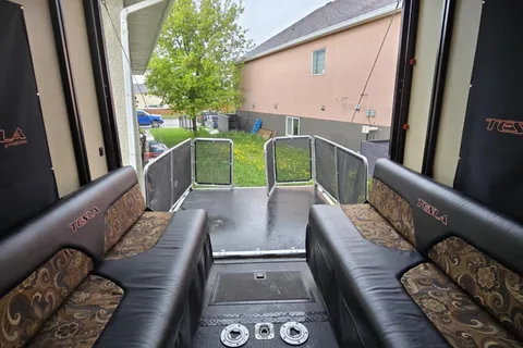 Dustin's Evergreen Tesla Fifth Wheel