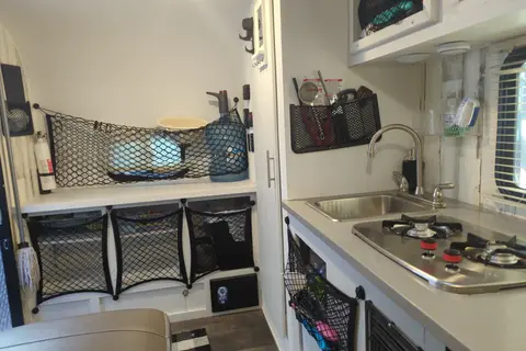 Boondock / Campsite, SUV Towable Travel Lite RV 14FD Travel Trailer