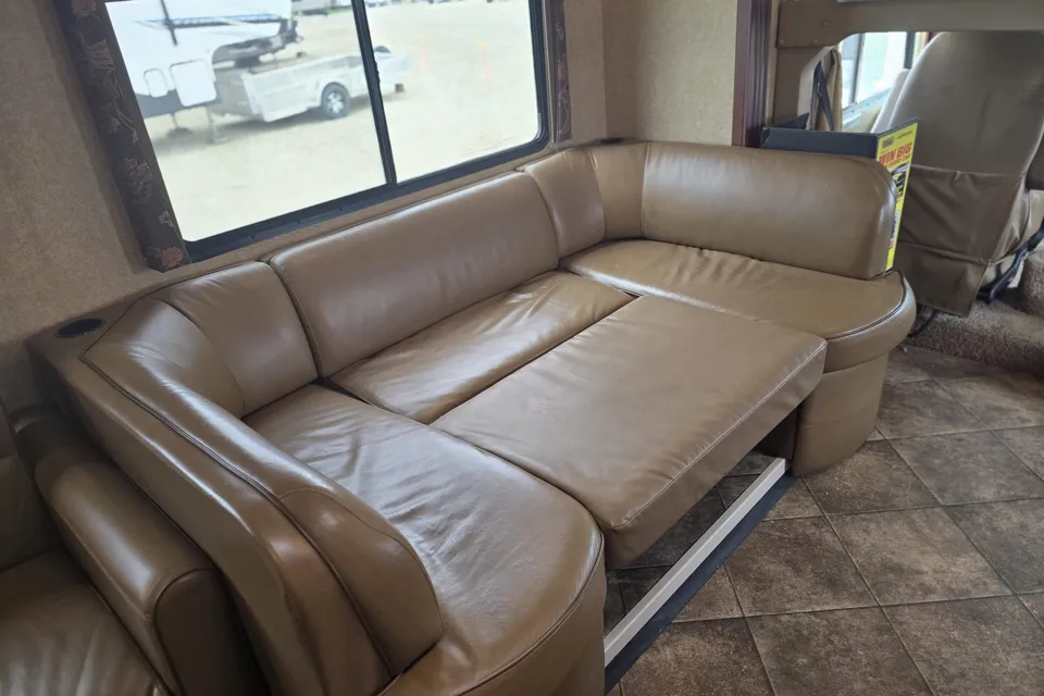 Thor Motor Coach 2014 FORD THOR WINDSPORT 34F Class A