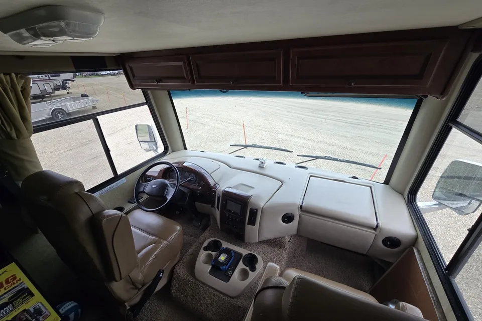 Thor Motor Coach 2014 FORD THOR WINDSPORT 34F Class A