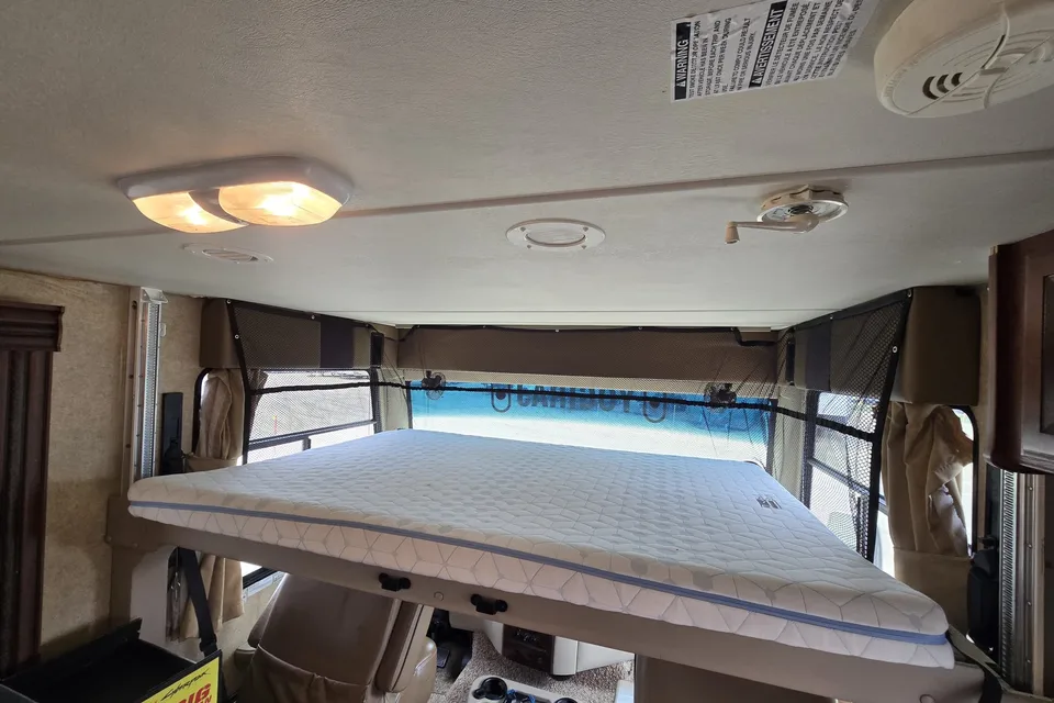 Thor Motor Coach 2014 FORD THOR WINDSPORT 34F Class A