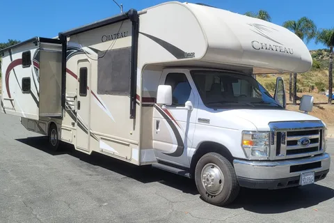 Sleeps 10, A/C, 2 Large Slide Outs, PRIVATE Queen Bedroom, Bunkhouse