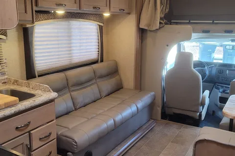 Sleeps 10, A/C, 2 Large Slide Outs, PRIVATE Queen Bedroom, Bunkhouse