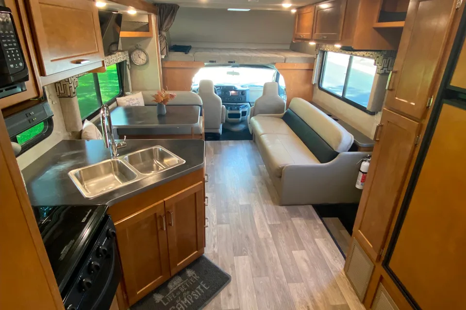 Our home away from home w/bunk beds! *Pet Friendly*